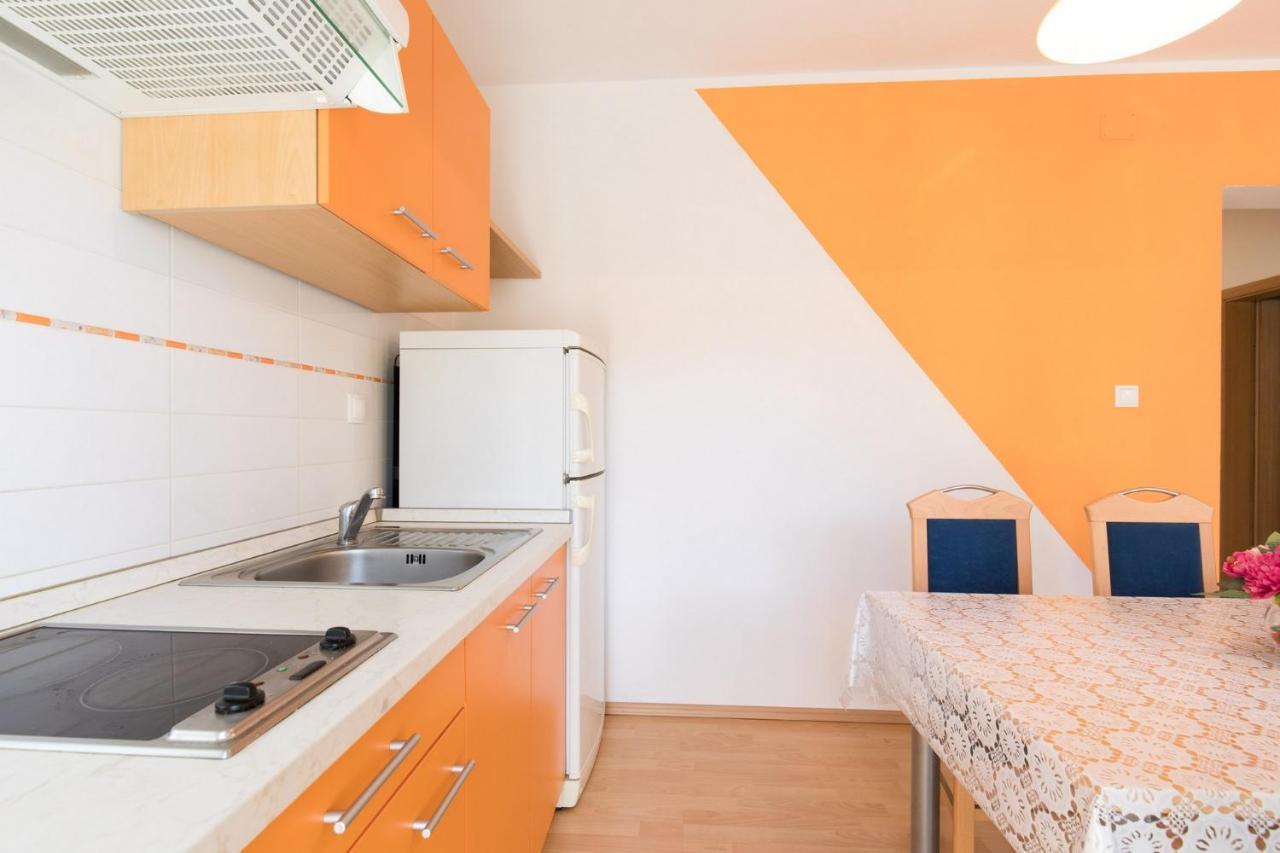 Apartments Mirjana * Central Location And Close To Beach Punat Luaran gambar
